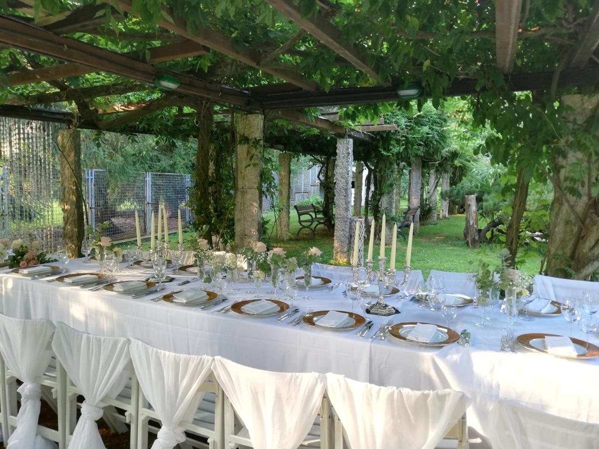 Wonderful Villa Between Como And Milano Sirtori Exterior foto
