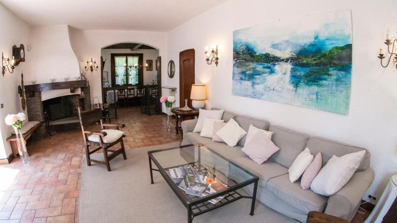 Wonderful Villa Between Como And Milano Sirtori Exterior foto