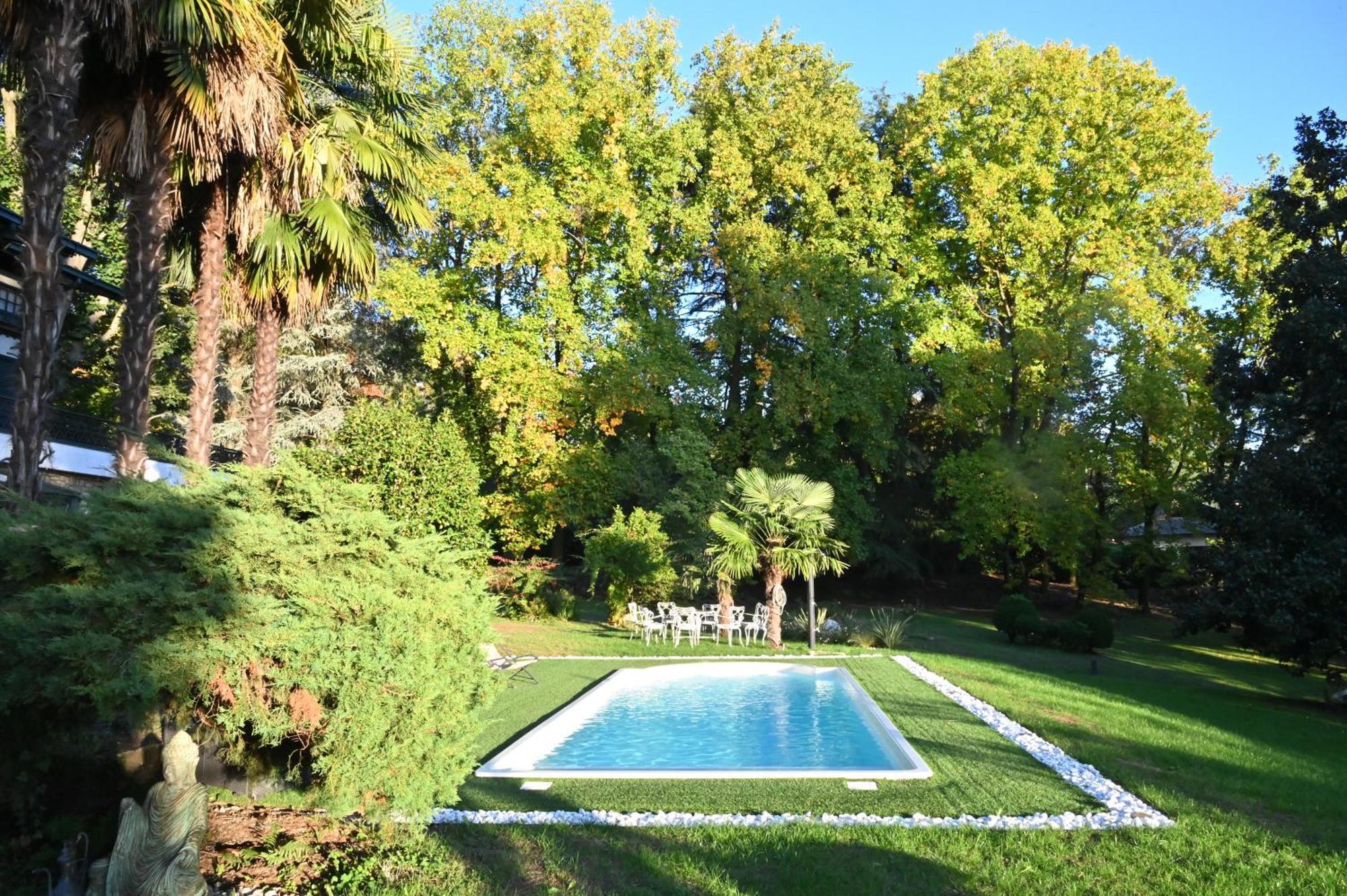 Wonderful Villa Between Como And Milano Sirtori Exterior foto